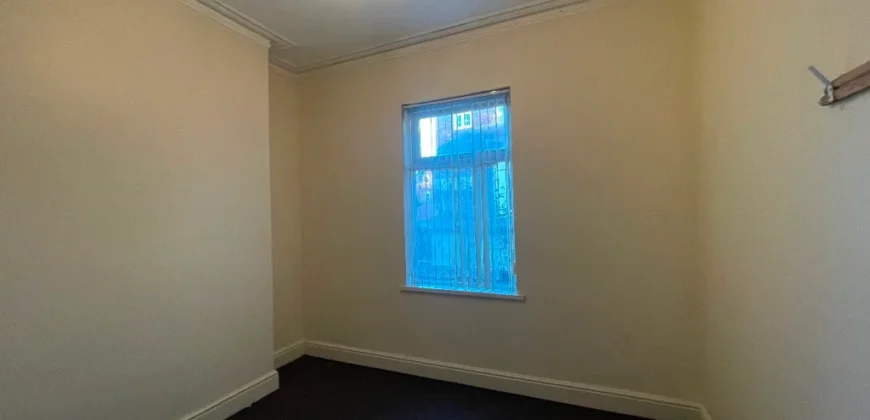 4 bed terraced house to rent