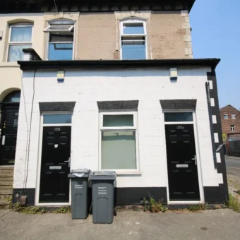 2 bed flat to rent