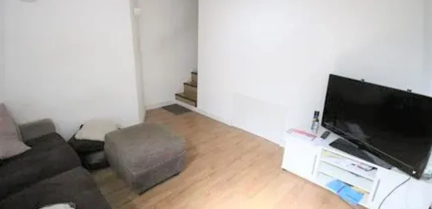 2 bed flat to rent