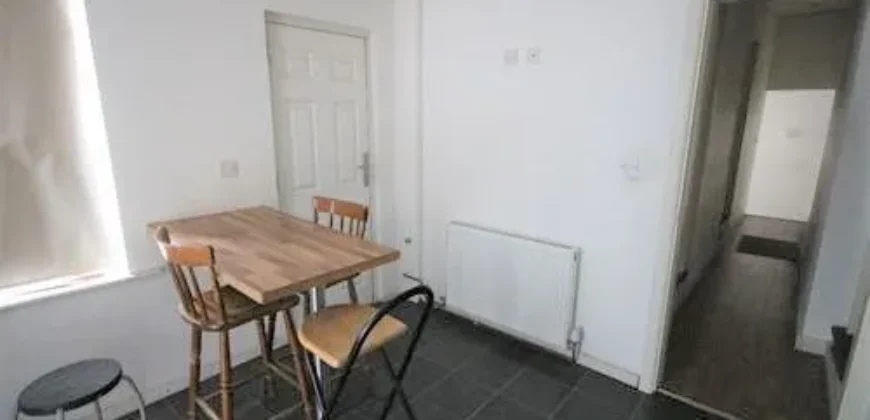 2 bed flat to rent