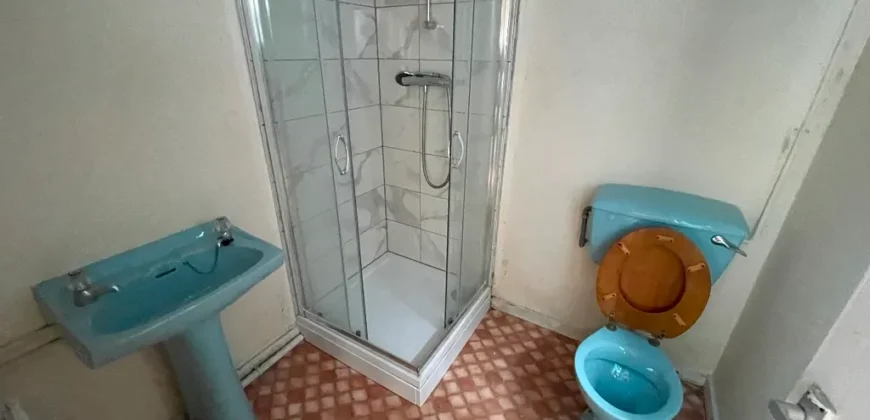 2 bed terraced house for sale