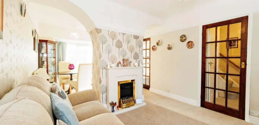 3 bed semi-detached house to rent