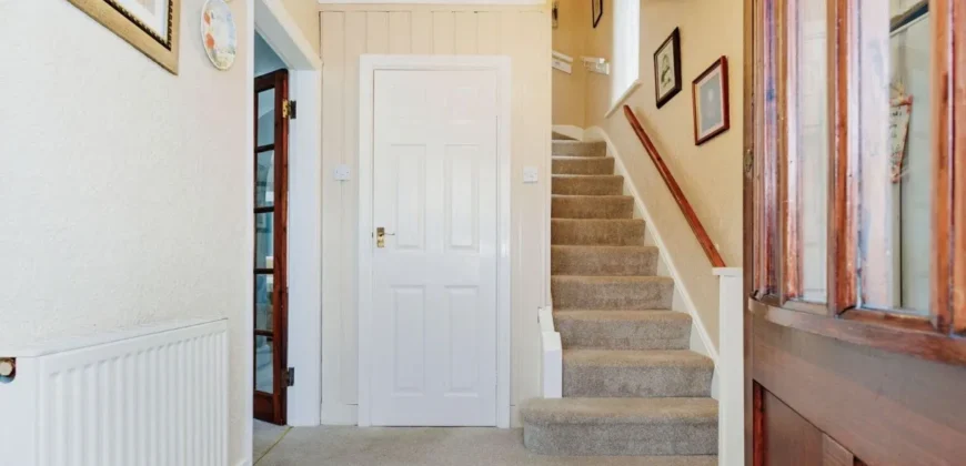 3 bed semi-detached house to rent