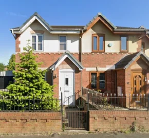 2 bed semi-detached house to rent