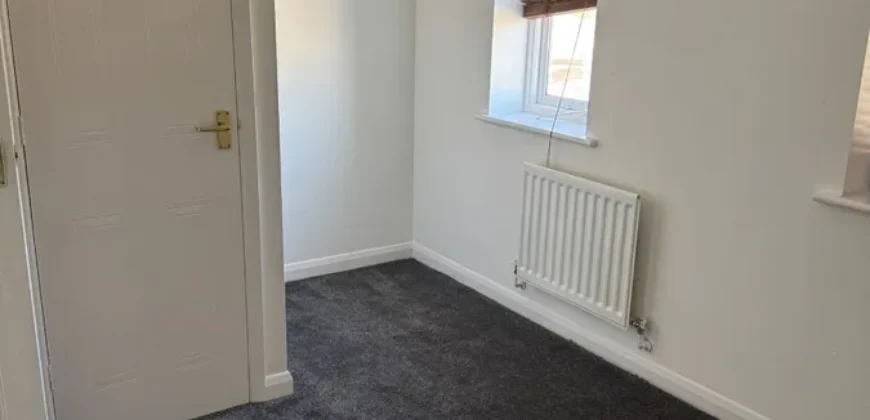 2 bed semi-detached house to rent