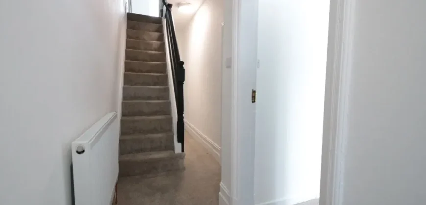 7 bed terraced house to rent