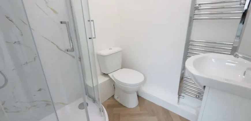 7 bed terraced house to rent