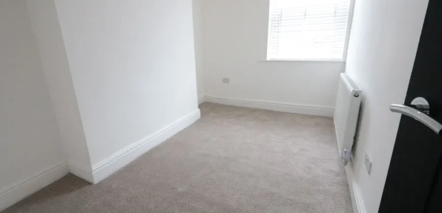 7 bed terraced house to rent