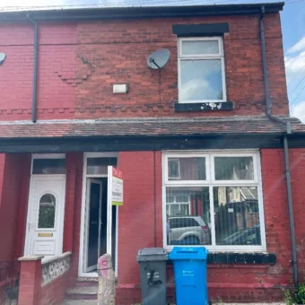 2 bed terraced house to rent