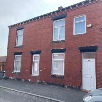 5 bed terraced house to rent