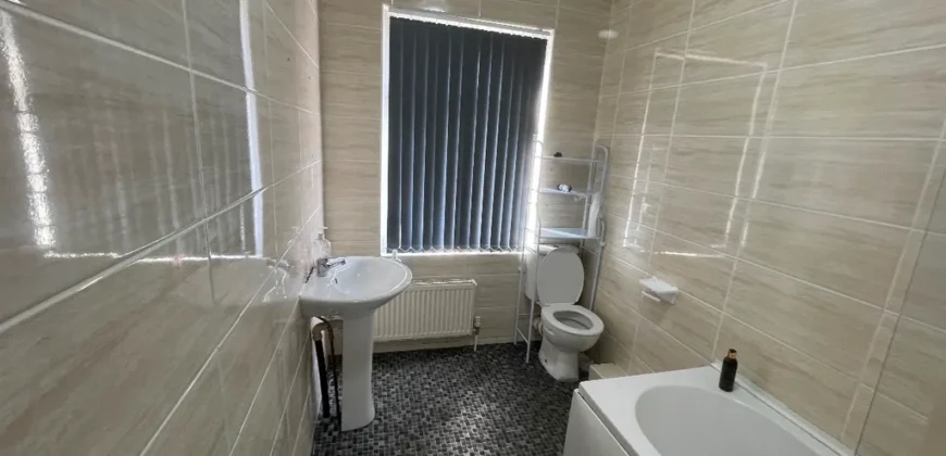 2 bed terraced house to rent