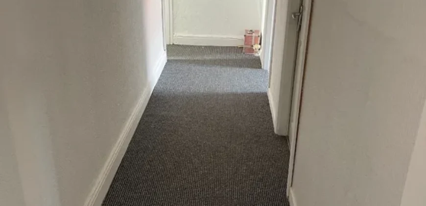 5 bed terraced house to rent