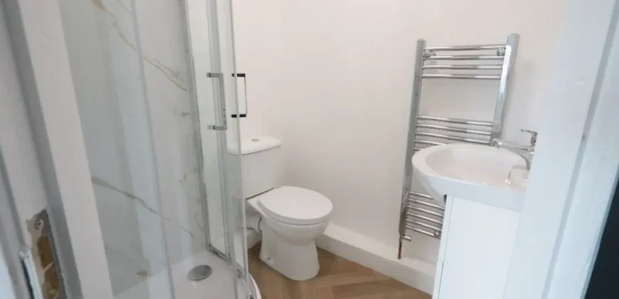 7 bed terraced house to rent