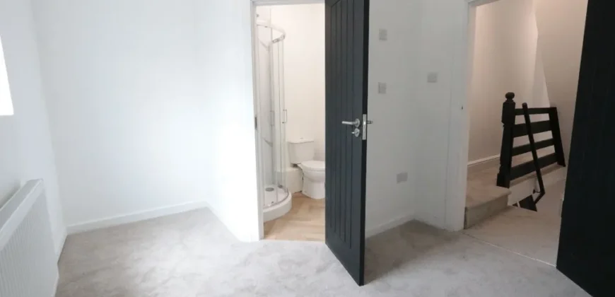 7 bed terraced house to rent