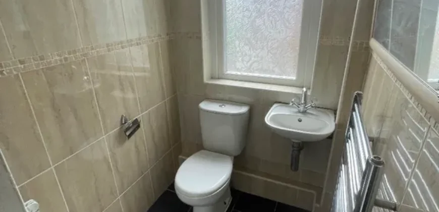 4 bed terraced house to rent