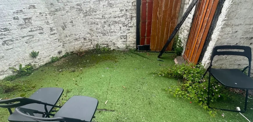 5 bed terraced house for sale